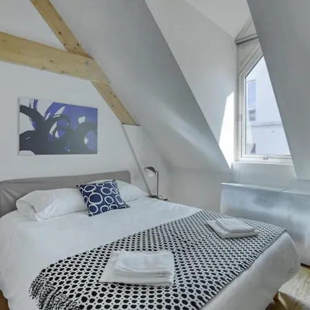 Lofts Philippe-auguste アパート *